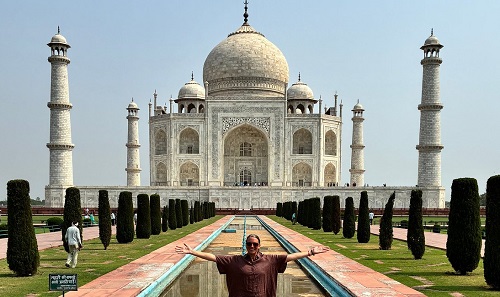 Sunrise Taj Mahal & Agra City Tour By Car