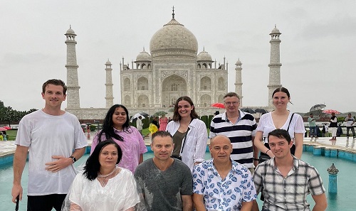 Taj Mahal and Agra City Tour with Fatehpur Sikri