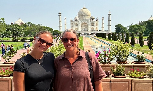 Taj Mahal and Agra Tour By Gatimaan Express Train