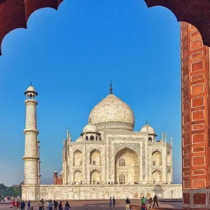 Taj Mahal monument in Agra during private Taj Mahal tour package India